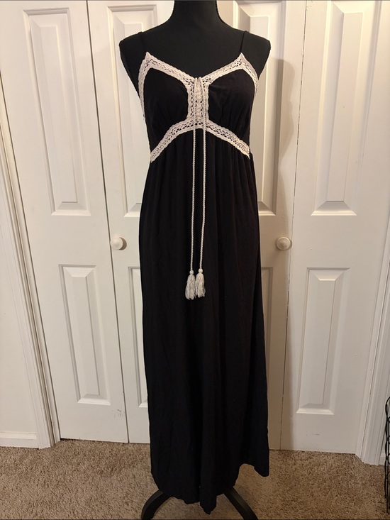 1. State Dresses & Skirts - 1.State Crochet Trim Black Maxi Dress